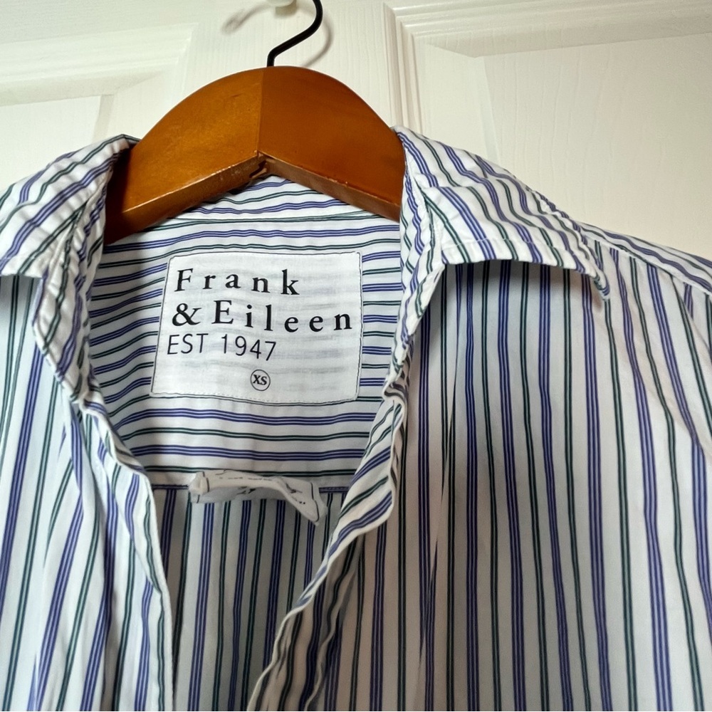 Frank & Eileen Blue Striped Button Down Shirt Size XS - Picture 6 of 6